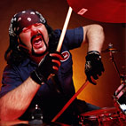 Vinnie Paul: 'Avenged Sevenfold Are the Biggest Metal Band Going Today'