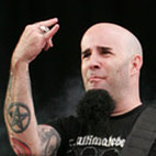 Anthrax Guitarist Hates Major Labels