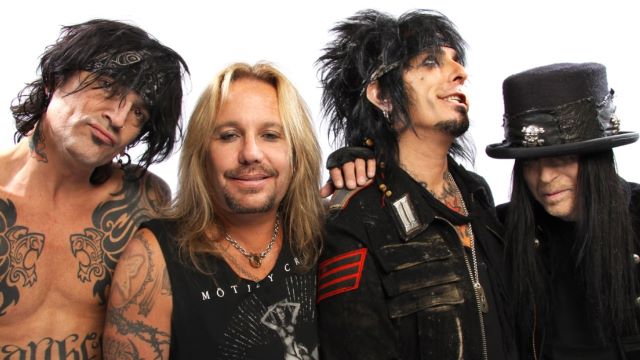 Motley Crue: The Dirt - Confessions of the World's Most Notorious Rock Band