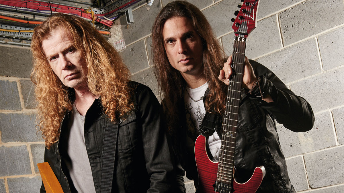 Kiko Loureiro Speaks Up On Megadeth Departure: 'Freedom Is Having The Choice Between Two Viable Options'