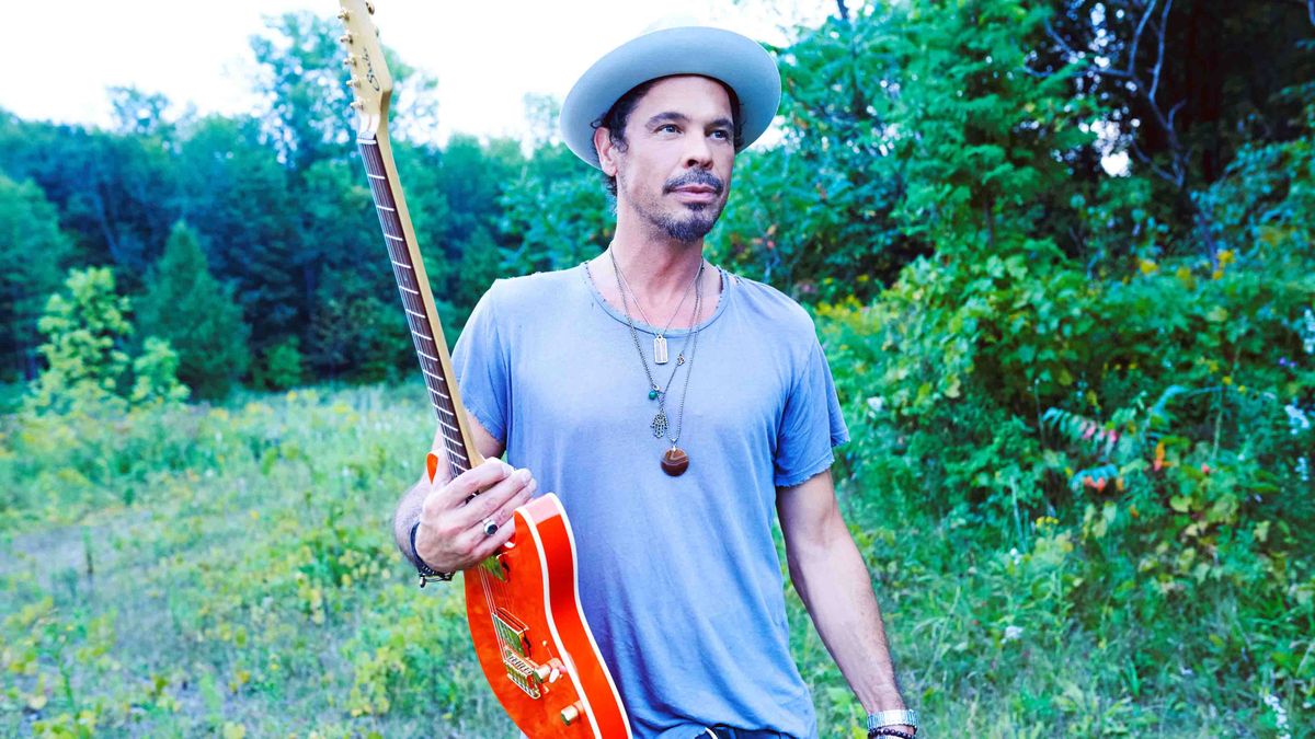 This Massively Underrated Musician Declined To Sing For A Big Rock Band: He Just Wanted To Play Guitar