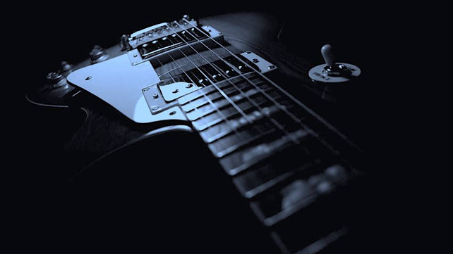 Play Your Blues Away: 9 Saddest Scales That You Can Play On Guitar