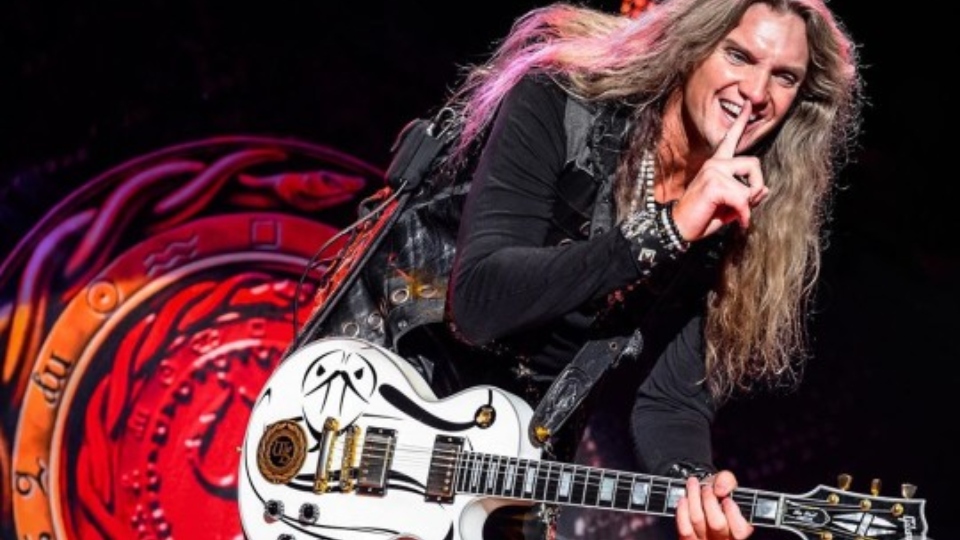 Whitesnake Guitarist Opens Up On Playing With Cher, Names One Thing You Need To Be A Real Pro