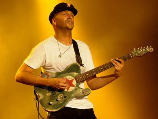 Guitar Battle vs. Tom Morello, WikiHero